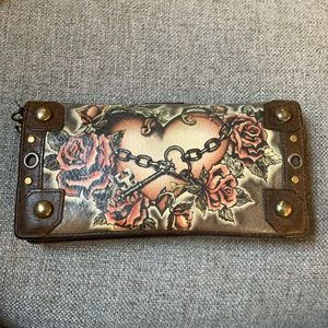 Isabella Fiore Heart & Roses Wallet